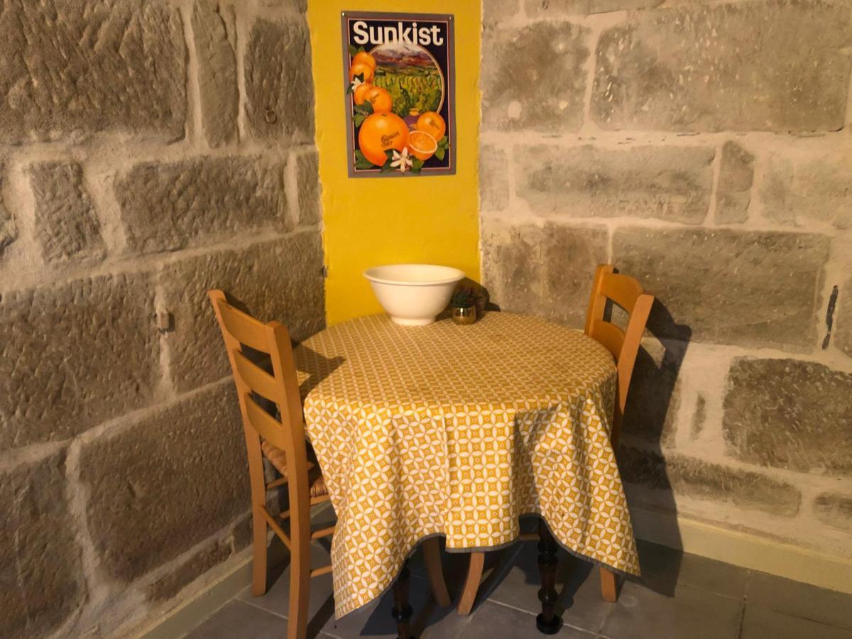 Charming One Bedroom Apartment In Brive Center Екстериор снимка